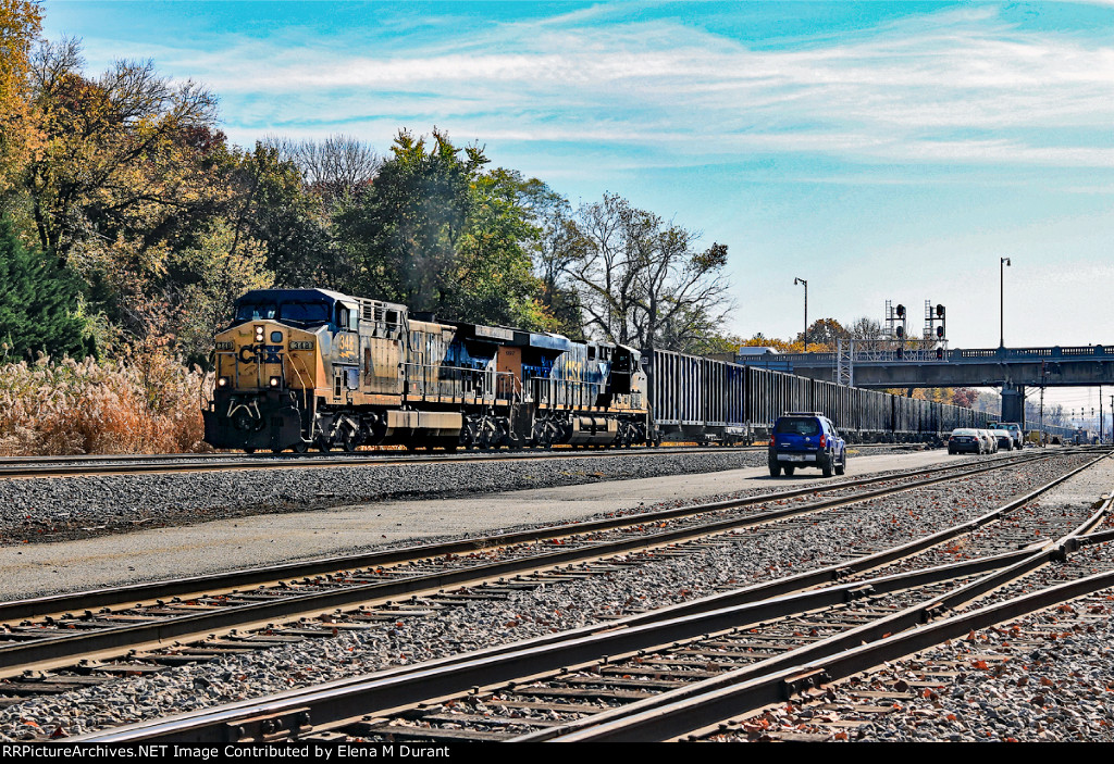 CSX 348 on M-434